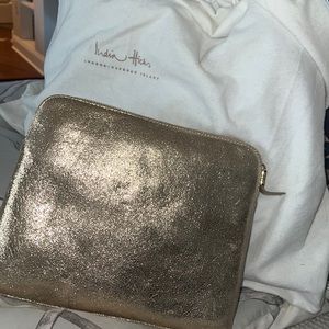 India Hicks Gold Crackle Insider